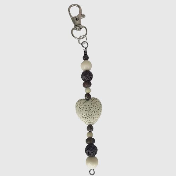 Artisan Natural Stone Diffuser Keychain Beaded Bag Charm Cream Heart Earthy NEW - Picture 3 of 10